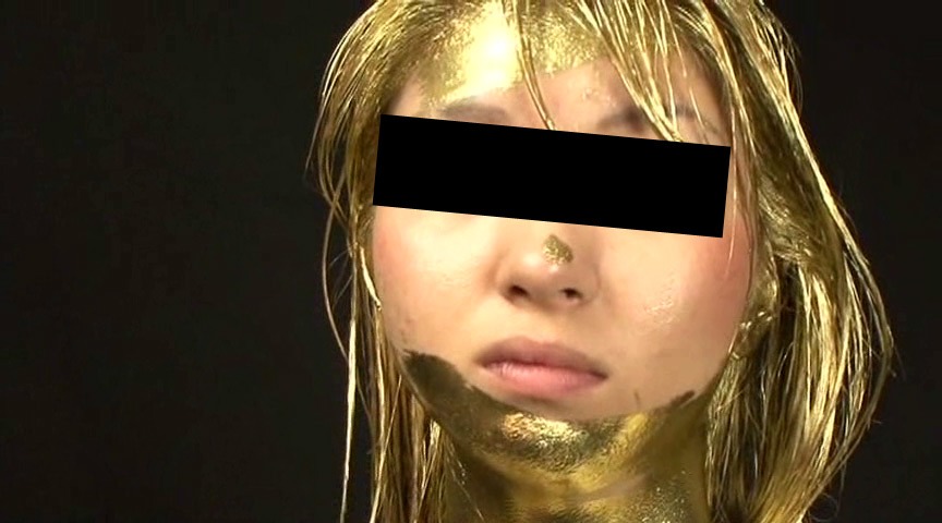 Nameless Actress Gold Paint Machine Wam Cocoa 0049 / 漆黒の闇で完璧な清潔さを蹂躙される金粉全身塗装 | Total Contamination Black Background | Pristine Defilement
